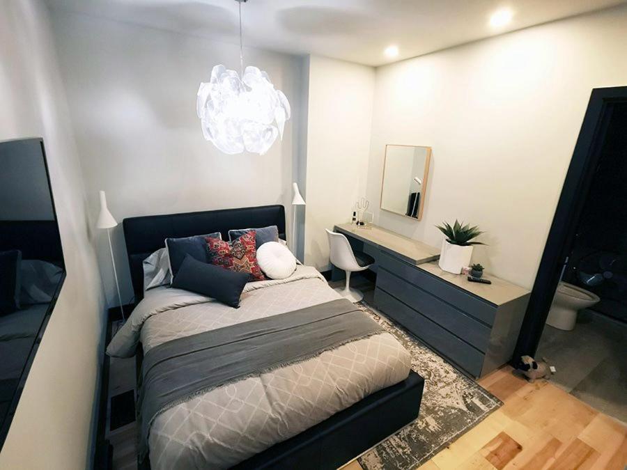 Private Room & Private Bathroom In Le Plateau 몬트리올 외부 사진