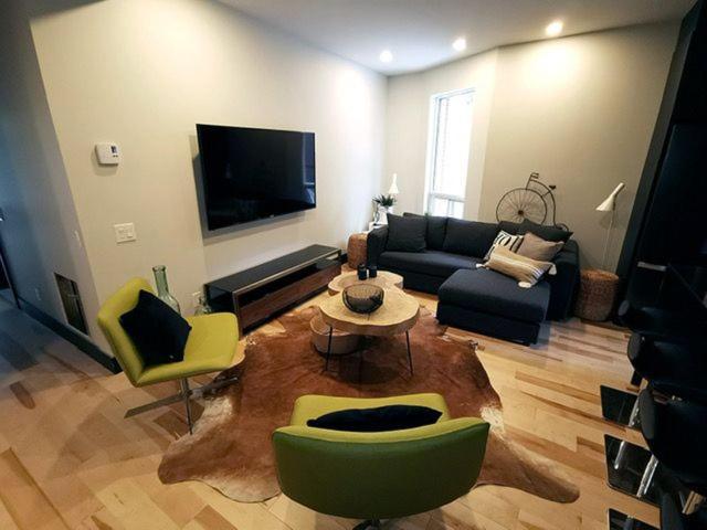 Private Room & Private Bathroom In Le Plateau 몬트리올 외부 사진